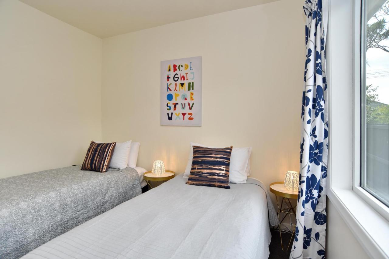 Weston Villa - Spacious & Family Friendly - Bookahome ไครสต์เชิร์ช ภายนอก รูปภาพ